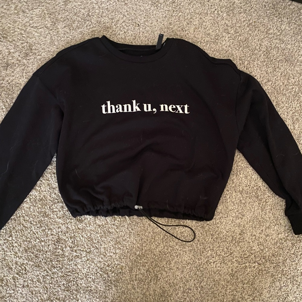 Thank u Next cropped sweater Ariana Grande